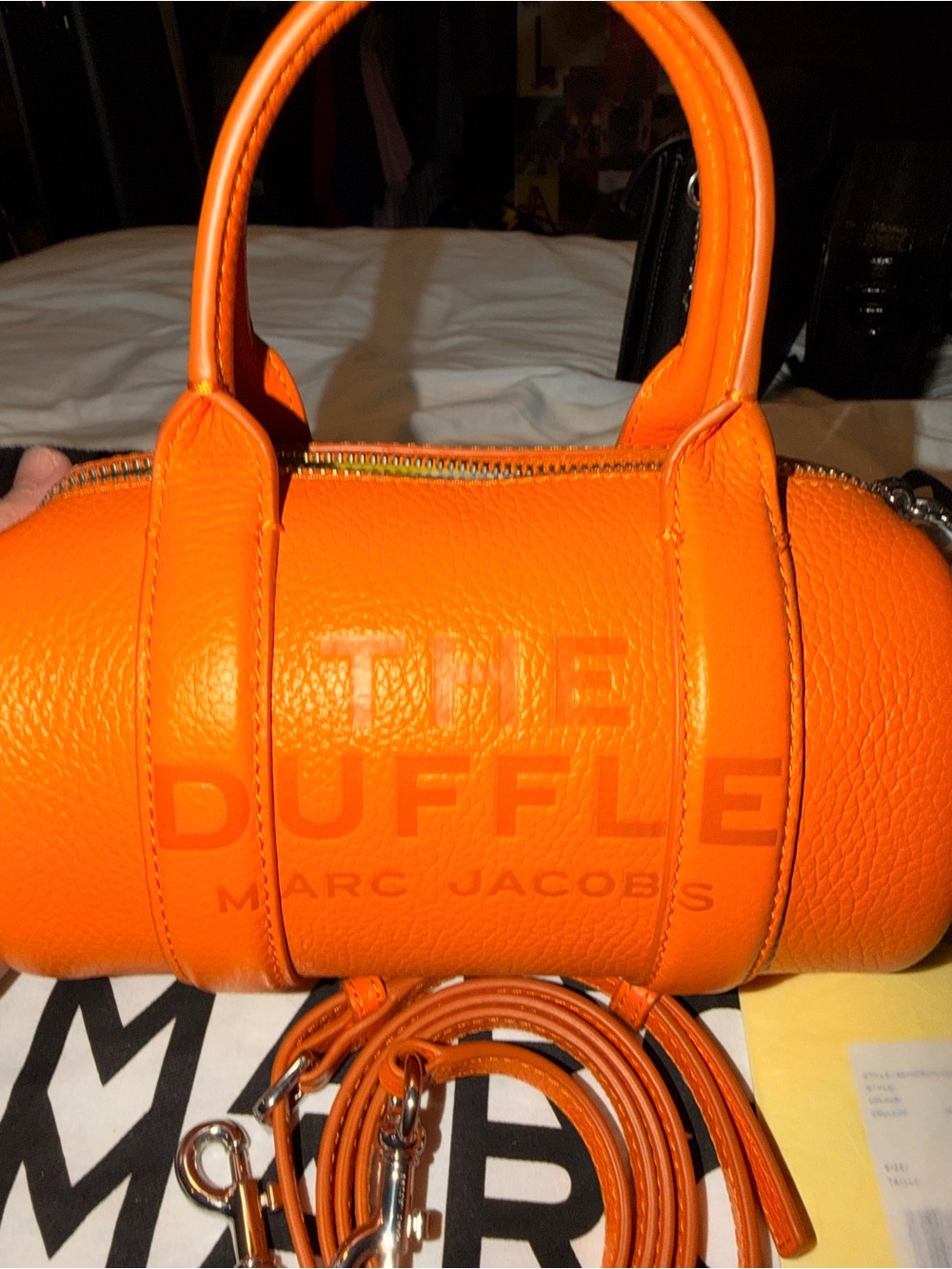 Marc Jacobs The Duffle Small Leather Crossbody Bag in Bright Orange - Picture 2 of 11